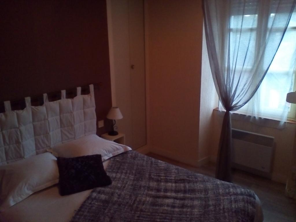 Le Relais De La Caleche Hotel Saint-Denis-dʼAnjou Zewnętrze zdjęcie